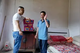 100元的老坛酸菜面，为啥六正一看见就跑，原因你听你也乐视频封面