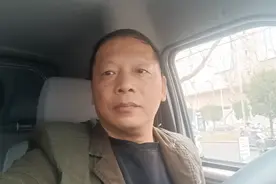 走的是弯弯曲曲的路，留下的却是又直又宽的足迹！视频封面