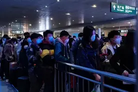 石家庄站出站人潮视频封面