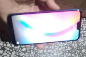 自己的手机谁要出几米