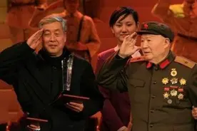 王艾甫:为了让84名烈士回家，他从此踏上20多年的“寻亲路”。视频封面