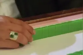 活生生把配角演成主角的人视频封面