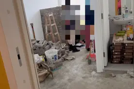 香港30平方米得公屋厨房洗手间超大 可做两房一厅 租金才2000+视频封面