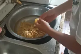 肇庆笋干：广宁的笋干32一斤，又吃又便宜，做法还简单。视频封面