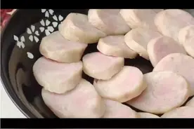 地道的老北京蒜肠 这样做咋样视频封面