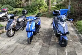 4000左右和8000左右踏板摩托车对比视频封面