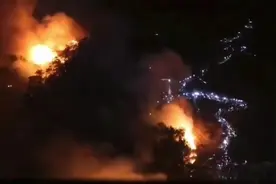 8.25决战重庆北碚缙云山火，最后的隔离带前，以火攻火战术成功！视频封面