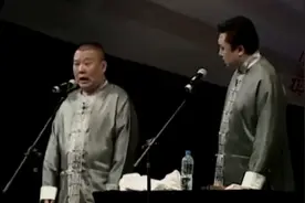 相声：谦哥的电脑温度过高，用冰块倒进去降温，这方法真妙视频封面