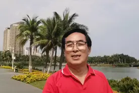 海口今天37度高温，70岁老人告诉你他的感受。视频封面