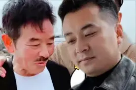 路哥：爸爸离开了，不仅对家人对粉丝也是难以置信，真的太突然了视频封面