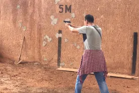 西非老马 - 实弹打靶射击训练，中国人如何在西非合法持枪视频封面