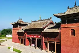 山西1100年道观，竟住着2个亲姐妹道姑，来看看里面是什么样子？视频封面