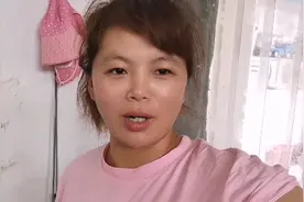 高温40度，热的媳妇没法睡觉，抠门老公不给开空调，孩子也受不了视频封面