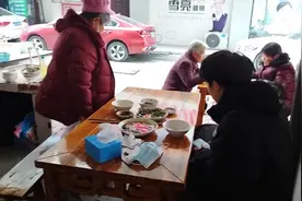 人老精，树老灵！饭店老板太会做生意，快马加鞭我也赶不上趟视频封面