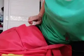 我是党的娃：党叫我干啥就干啥：今天我来绣红旗：2021年6月28日