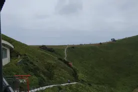 《你的名字》取景地——大室山（来看看伊豆高原的抹茶布丁）视频封面