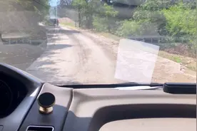 自驾浙江磐安，现代车爬坡时突然往后退，老司机立马看出问题所在