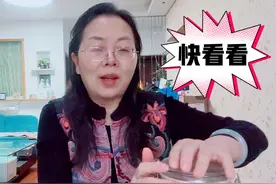 58岁败家大姐特意展示衣橱，到底买多少香云纱，装爆了吗？乱吗？视频封面