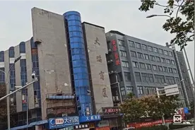 昔日的镇江谏壁小镇，现在如一座新兴小城。真棒！真赞!视频封面