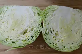 卷心菜最好吃的家常做法，多加这2步，鲜嫩脆爽又下饭营养不流失视频封面