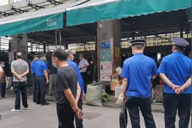 注意！摆地摊要办理营业执照！地摊经济正规化，摆摊人将何去何从视频封面