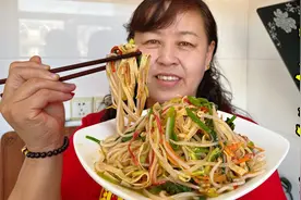 酒席上必点的大拌凉菜，做法超简单，开胃解腻，好吃又下饭视频封面