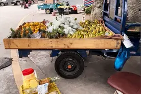 摆地摊启动资金要多少？很多人在问我。看完你还说你没钱吗？视频封面