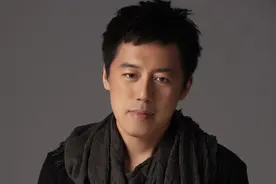 我一言难尽，忍不住伤心  张宇  一言难尽  @睿智音色视频封面