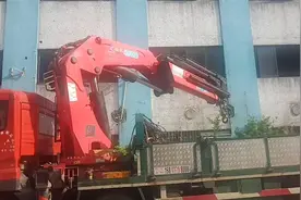 吊台小型油烟机上3楼，10分钟不到居然要500,太贵了吧视频封面