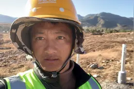 云南山地光伏建设-支架组件安装
