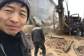 看看农村人打井的全过程吧！先进的设备打井就是好啊！视频封面