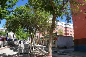 新疆的边陲小城—塔城市视频封面