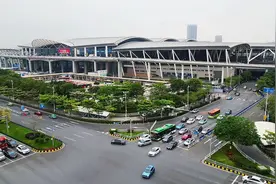 广州南站，高铁特等站，今天上午11点28分，现场真实状况视频封面