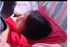 10儿子想帮疯妈妈回家，杨小平真实故事！视频封面