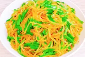 大厨分享土豆丝炒韭菜家常做法，清淡爽口，好吃不油腻，下饭神器