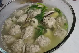 我爱你，就算你不爱我你也不能剥夺我爱你的权利视频封面