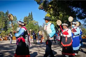 云南丽江纳西族神秘舞蹈，流传千年，几乎失传的勒巴舞
