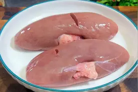 以后吃猪腰腰臊别再扔了，教你一个好吃做法，很多人没吃过，真香视频封面