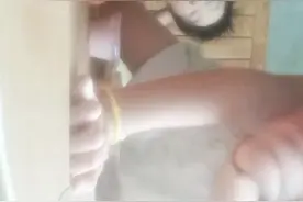 不许勿喷 我的快手粉丝有很多的 我希望我可以长到100万的粉丝 😄视频封面