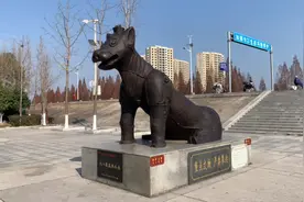 清朝时，长江抗洪也有荆州江陵县这个铁牛的功劳，必打卡之地视频封面