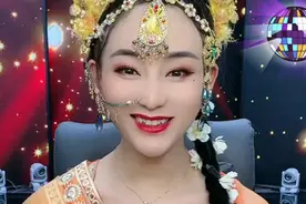 歌名《天竺少女》男扮女装反串演唱，非常好听一首歌视频封面