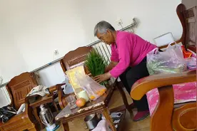 有妈妈真好，父母什么时候第一想到的都是自己的孩子。视频封面