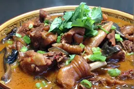 炖鸡肉时，切记别直接焯水，教你正确做法，软糯入味下酒又下饭视频封面