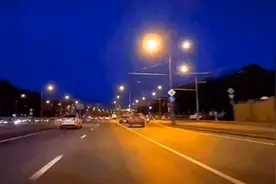 有这么一种女人她自带疏离感视频封面