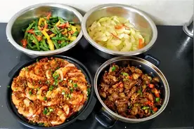 最霸气的女厨师炒工作餐，干净利落，四道拿手菜  超下饭视频封面