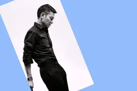 刘德华（Andy Lau），1961年9月27日出生于中国香港，籍贯广东新视频封面