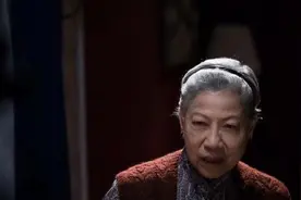 90岁的胡枫和88岁的罗兰终于走到了一起，大家为他们祝福！视频封面