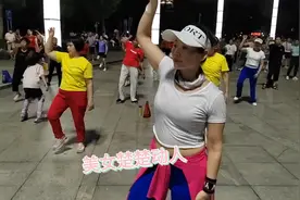 深圳会外语的大叔，美女们太漂亮了、那么楚楚动人，舞跳的特别棒视频封面