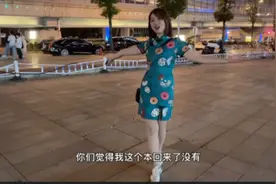 打工妹花68吃海鲜自助餐，为回本大口吃肉吃到撑，秒变三个月孕妇视频封面