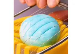 薯片也能制作耳环？这个视频无奇不有。视频封面
